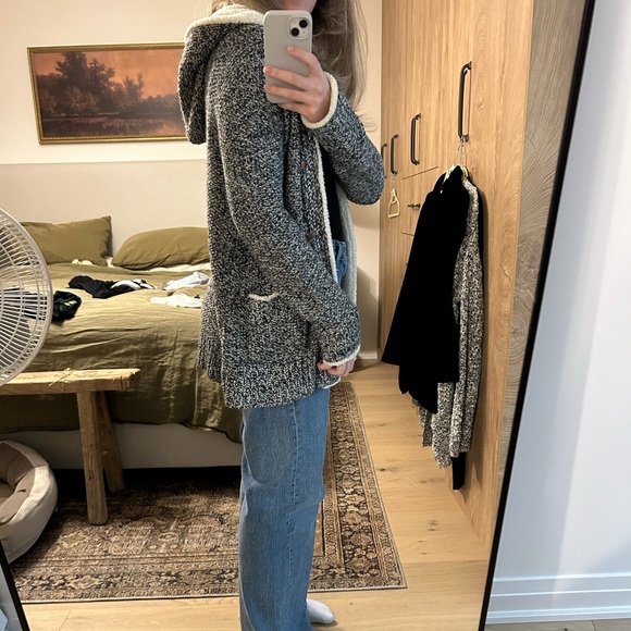 Zara sweater - Picture 2 of 5